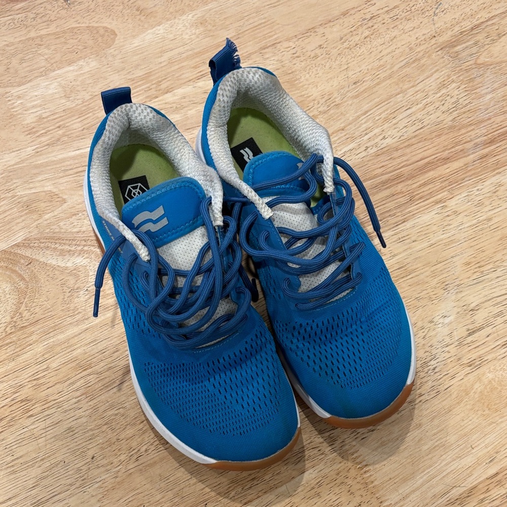 Men's Blue Athletic Sneakers